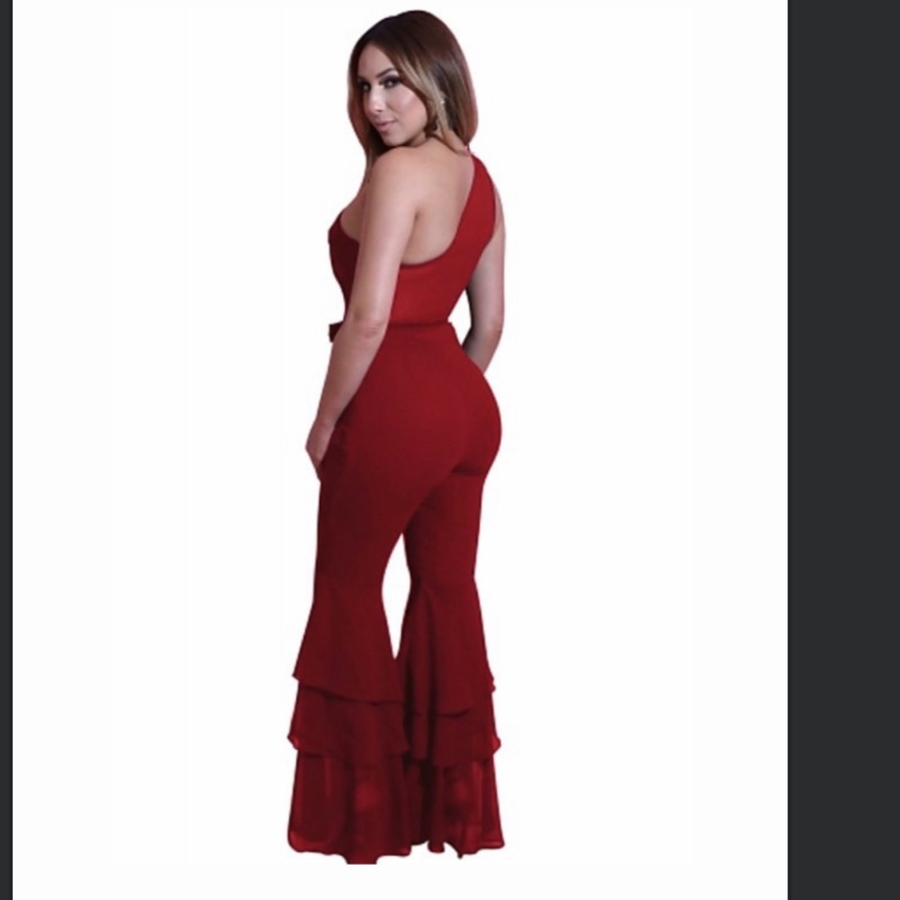 One Shoulder Jumpsuit - Picture 3 of 4